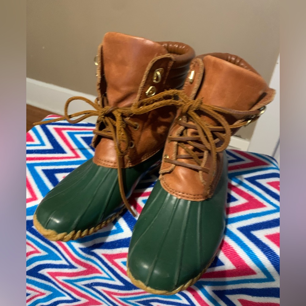 Women’s Ralph Lauren “Melinda” duck boots size 8, gently worn! No box!